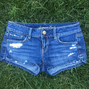 American Eagle Outfitters Jean Shorts distressed
